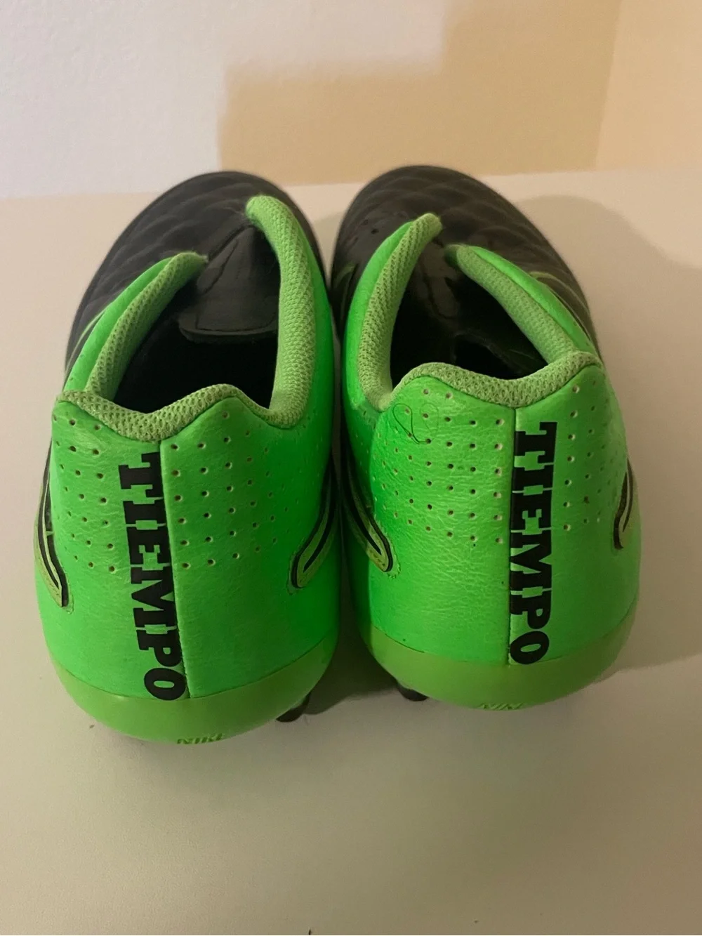 Nike Black & Neon Green Soccer Cleats - Picture 4 of 5